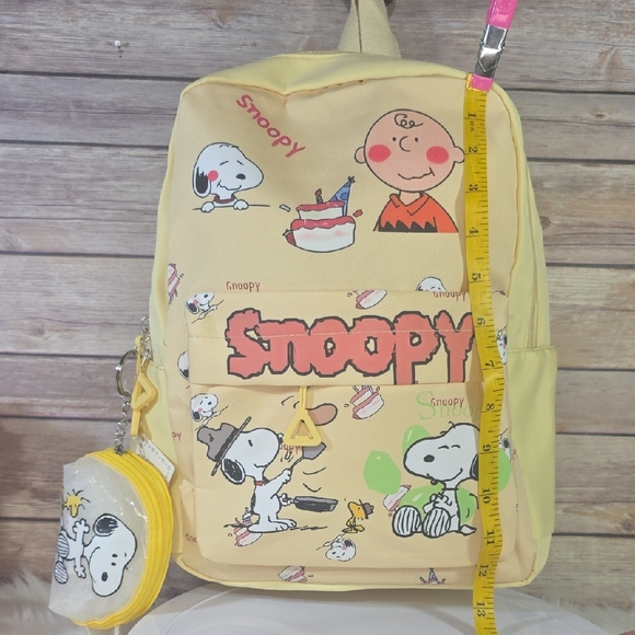 Snoopy Backpack with Keychain Pouch - Picture 3 of 5